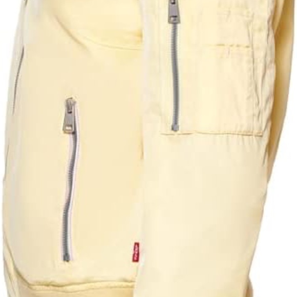 Levi's NWT  Popcorn Yellow Women's Melanie Newport XS Bomber Jacket - Picture 3 of 9